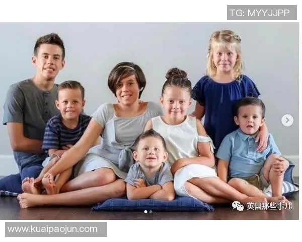 足球明星与孤儿的命运对比与人生启示探讨 足球明星与孤儿的命运对比与人生启示探讨