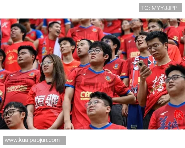 足球明星加盟国内综艺节目引发热议球迷与粉丝期待精彩互动与新鲜体验 足球明星加盟国内综艺节目引发热议球迷与粉丝期待精彩互动与新鲜体验