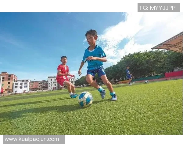 不同身高的足球明星如何在赛场上展现各自独特的风采与魅力